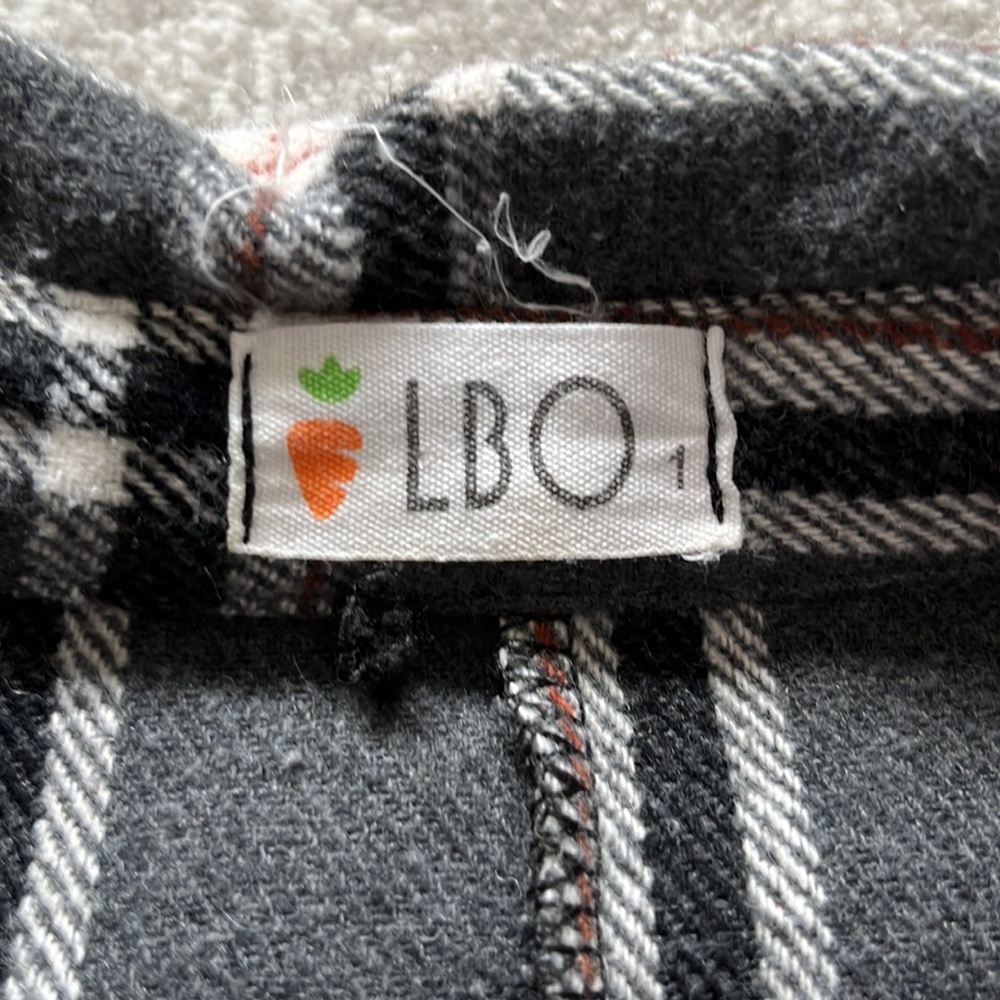 Oversized Button-Up Flannel - Picture 3 of 5
